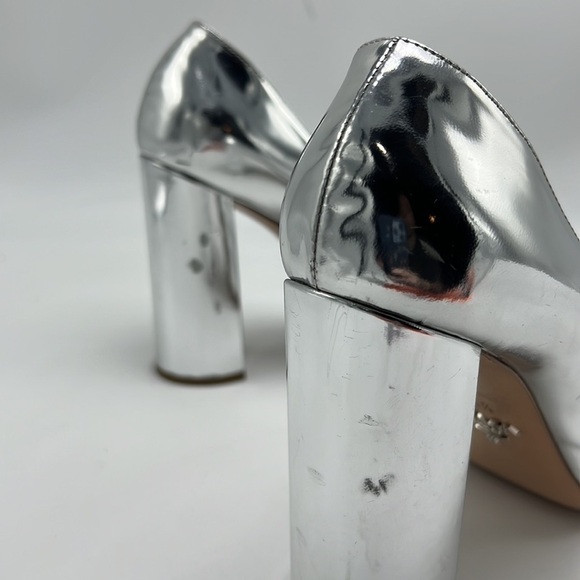 Prada Women's Metallic Chrome Silver Leather Open Peep-Toe Pumps size 7 - Picture 9 of 9